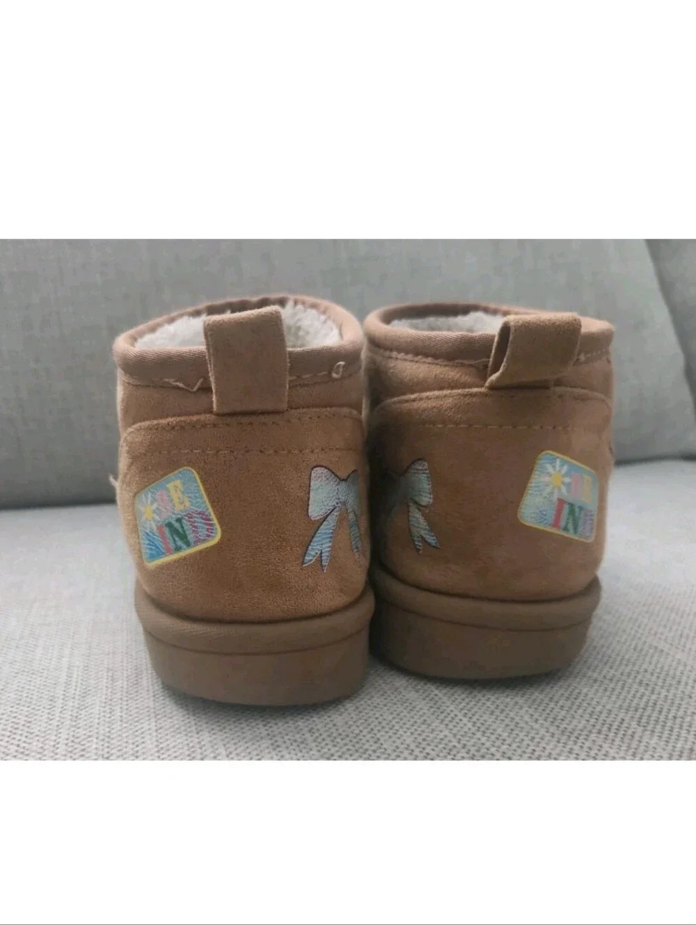 Sz 1 Steve Madden Ugg Boots Rainbow Kids Girls Cherries Fur Ankle Stickers Stara